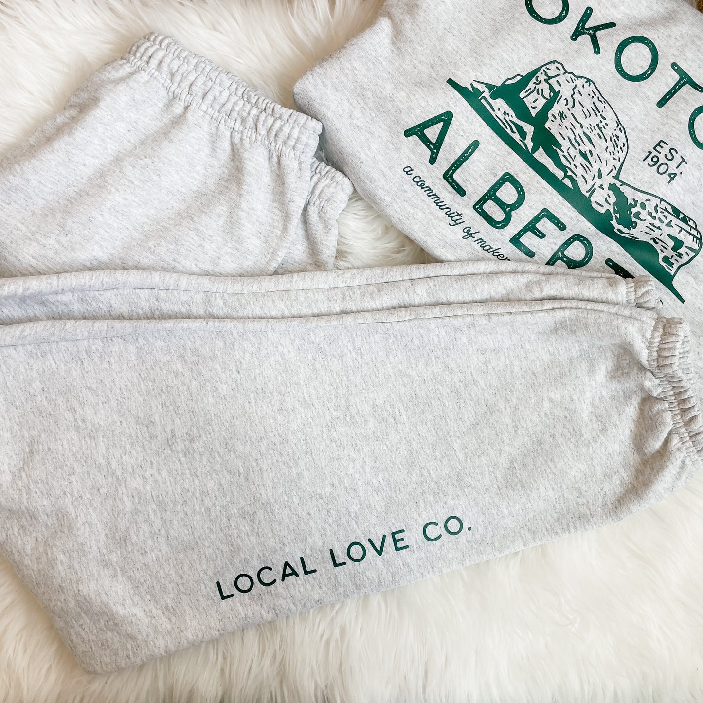 Big Rock Sweatpants *Grey